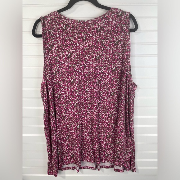 Lane Bryant Pink Sleeveless V-neck Printed Top Size 26/28 Women’s EUC - Picture 6 of 6